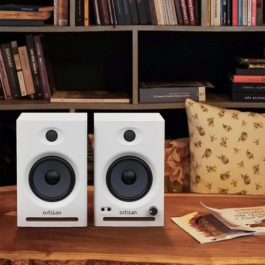 HiFi Bookshelf Speakers